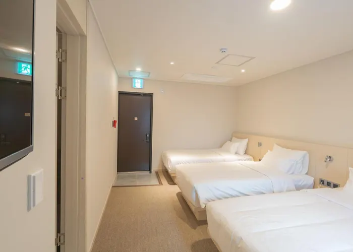 Myeongdongjang Otel 4*